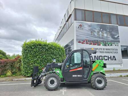 Ładowarka teleskopowa rotacyjna 2025 HC (Hangcha) T25-60XHYG (2)