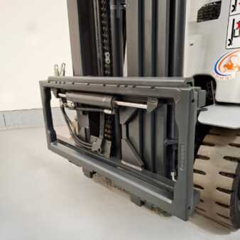 Gas gaffeltruck  Still RX70-16T (3)