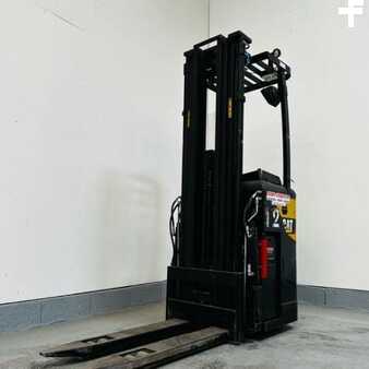 Ruční vysokozdvižný vozík 2015  CAT Lift Trucks NSR16N (1)