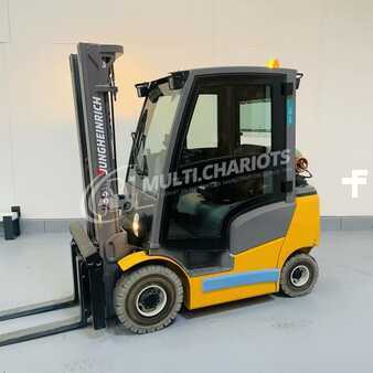 Empilhador a gás 2015  Jungheinrich TFG316 (9)