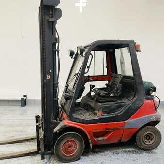 Empilhador a gás 1998  Fenwick H20T-03 (2)