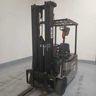 Electric - 4 wheels 2009  TCM FTB16-7 (5)