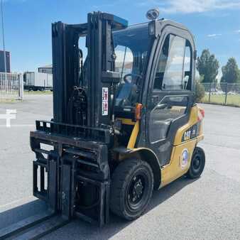 Empilhador diesel 2012  CAT Lift Trucks DP25N (2)