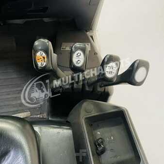 LPG VZV 2007  Still RX70-25T (8)