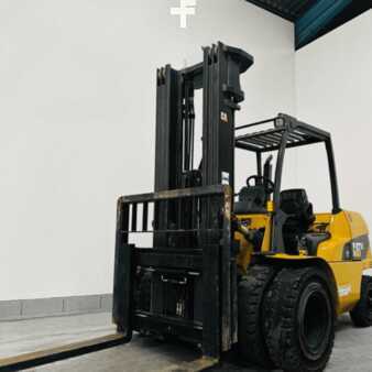 Empilhador diesel 2016  CAT Lift Trucks DP50 (2)