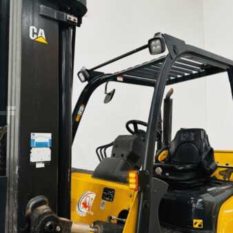 Empilhador diesel 2016  CAT Lift Trucks DP50 (5)