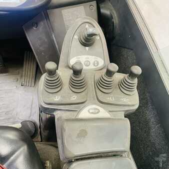 LPG VZV 2017  Still RX70-30T (4)