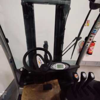 Eléctrico - 4 rodas 2011  Still RX20-15 (5)