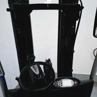 Elektro čtyřkolový VZV 2012  Still RX60-25 (4)