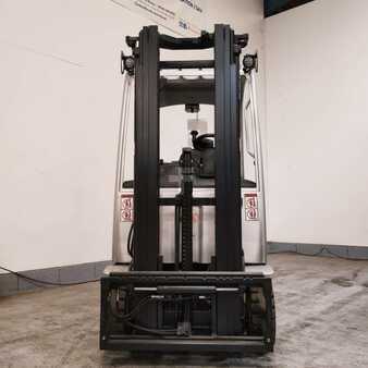 Chariots élévateurs GPL 2017  Still RX70-16T (2)
