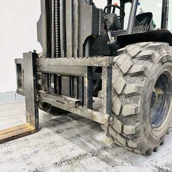 Geländestapler 2010  Ausa C300 HX4 (6)
