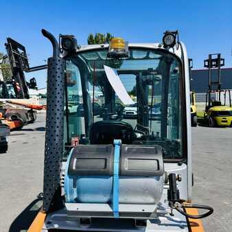 Outro 2016  Still RX70-25T (3)