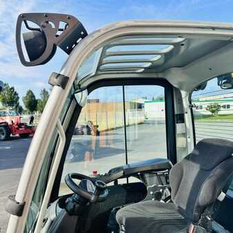 Chariots élévateurs GPL 2015  Still RX70-20T (3)