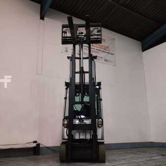 Chariots élévateurs GPL 2019  Still RX70-16T (3)