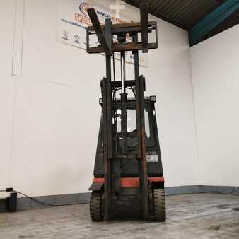 Carrelli elevatori GPL  Fenwick H16T-03 (3)