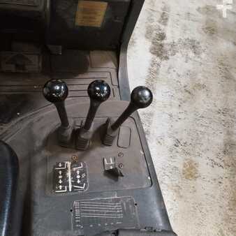Carrelli elevatori GPL  Fenwick H16T-03 (8)