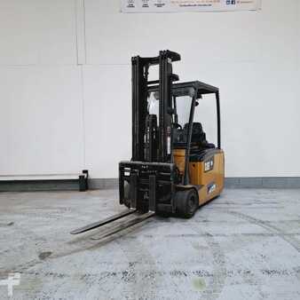 Autres 2013  CAT Lift Trucks EP20PNT (2)