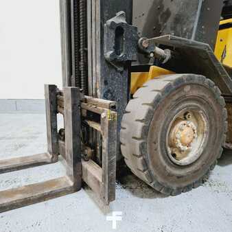 Empilhador a gás 2005  Yale GLP25TF (4)