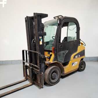 Outro 2004  CAT Lift Trucks GP25N (1)
