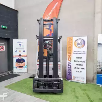 Chariots électriques à 4 roues 2015  Still RX50-16 (1)