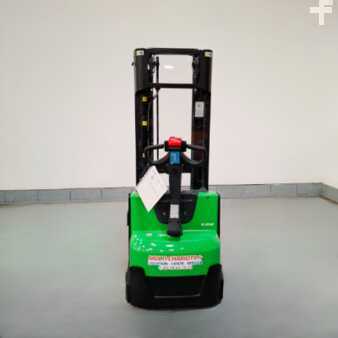 Stacker pedestre 2025  Cesab S212 (4)