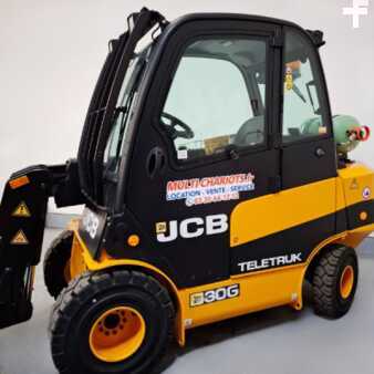 Autres 2015  JCB TLT30G (4)