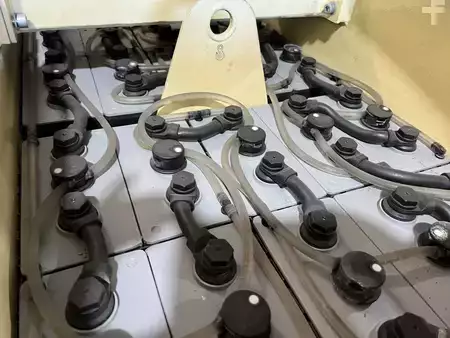 Négyutas targonca 2009  HUBTEX MQ50 (9)