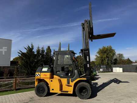 Dízel targoncák 2019  TCM FD70-4L (4)