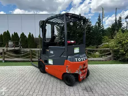 Elektryczne 4-kołowe 2021  Toyota 8FBMT35 (9)