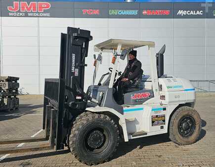 Dieseltruck 2015  Unicarriers ZX80  FD80-3 DUPLEX 3m (10)
