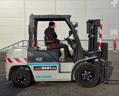 Wózki widłowe diesel 2019  Unicarriers D1 F4 A45Q  GX45 (2)