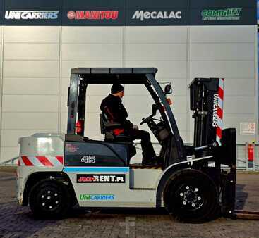 Wózki widłowe diesel 2019  Unicarriers D1 F4 A45Q  GX45 (4)