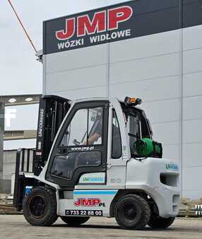 Carretilla elevadora GLP 2018  Unicarriers UG1D2A30LQ  DX30 (1)