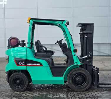 Carrelli elevatori GPL 2016  Mitsubishi FG 40 NT (10)