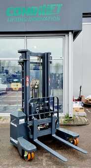 Four-way trucks 2025  Aisle Master WR4 -  BRAND NEW (4)