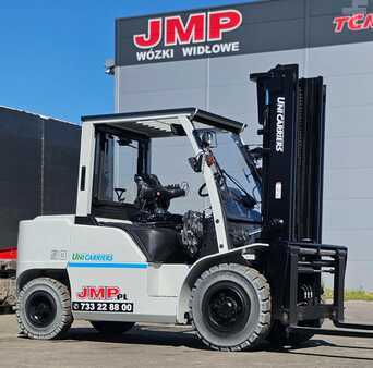 Diesel Forklifts 2013  Unicarriers DG1F4A50Y   GX50 D (1)