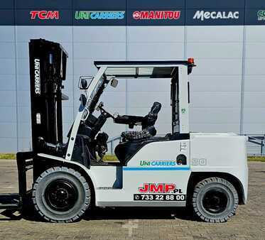 Diesel Forklifts 2013  Unicarriers DG1F4A50Y   GX50 D (12)