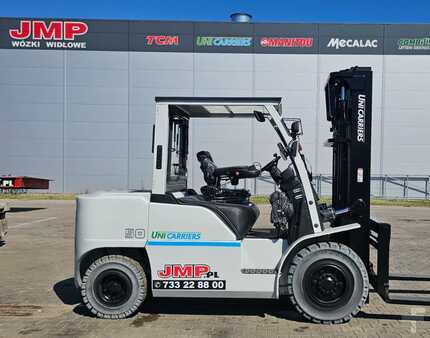 Diesel Forklifts 2013  Unicarriers DG1F4A50Y   GX50 D (5)
