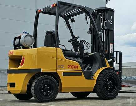 Empilhador a gás 2024  TCM FGE35-E2  BRAND NEW TR4300mm (12)