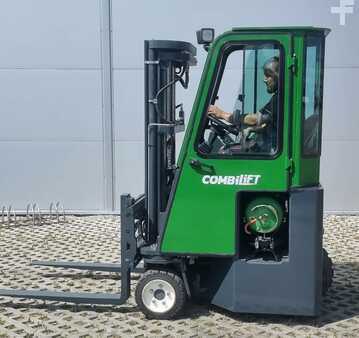 4-Vejs truck 2020  Combilift CB 2500 LPG (5)