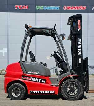 Wózki widłowe diesel 2017  Manitou MI 25 D (3)