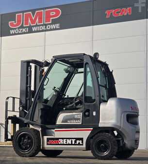 Carretilla elevadora GLP 2007  Nissan FGD02 A 32 Q (5)