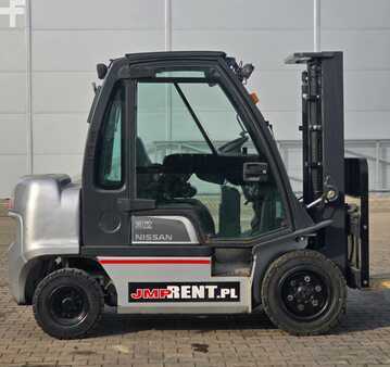Carretilla elevadora GLP 2007  Nissan FGD02 A 32 Q (8)