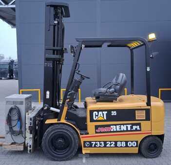El Truck - 4-hjul 2009  CAT Lift Trucks EP 35 K PAC (1)