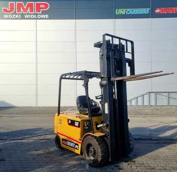 El Truck - 4-hjul 2009  CAT Lift Trucks EP 35 K PAC (9)