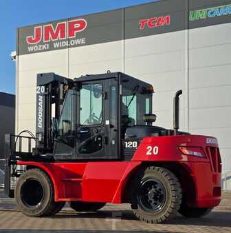 Wózki widłowe diesel 2016  Doosan D90/120 S-7 (1)