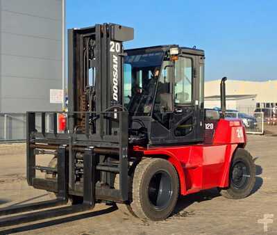 Wózki widłowe diesel 2016  Doosan D90/120 S-7 (5)