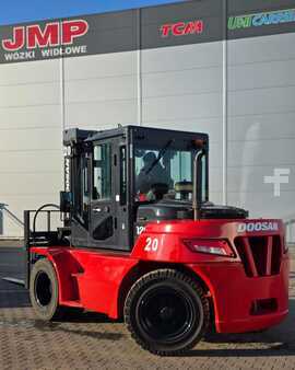 Wózki widłowe diesel 2016  Doosan D90/120 S-7 (7)
