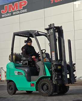 Gasoltruck 2020  Mitsubishi FG 15 NT (1)