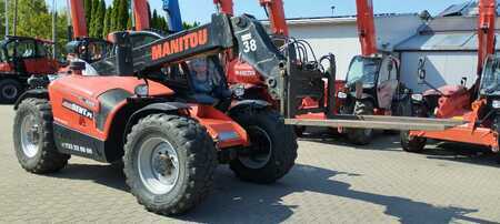Manipulador fijo 2017  Manitou MLT 737 130 PS+ (9)